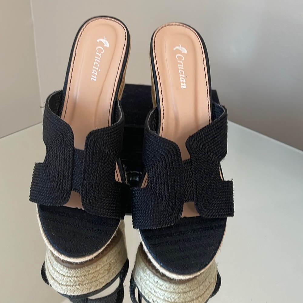 Worn once. Black straw wedge